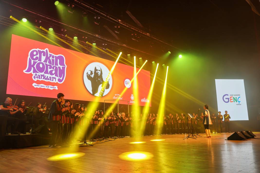 Selçuklu’da Erkin Koray Şarkıları Konseri 3